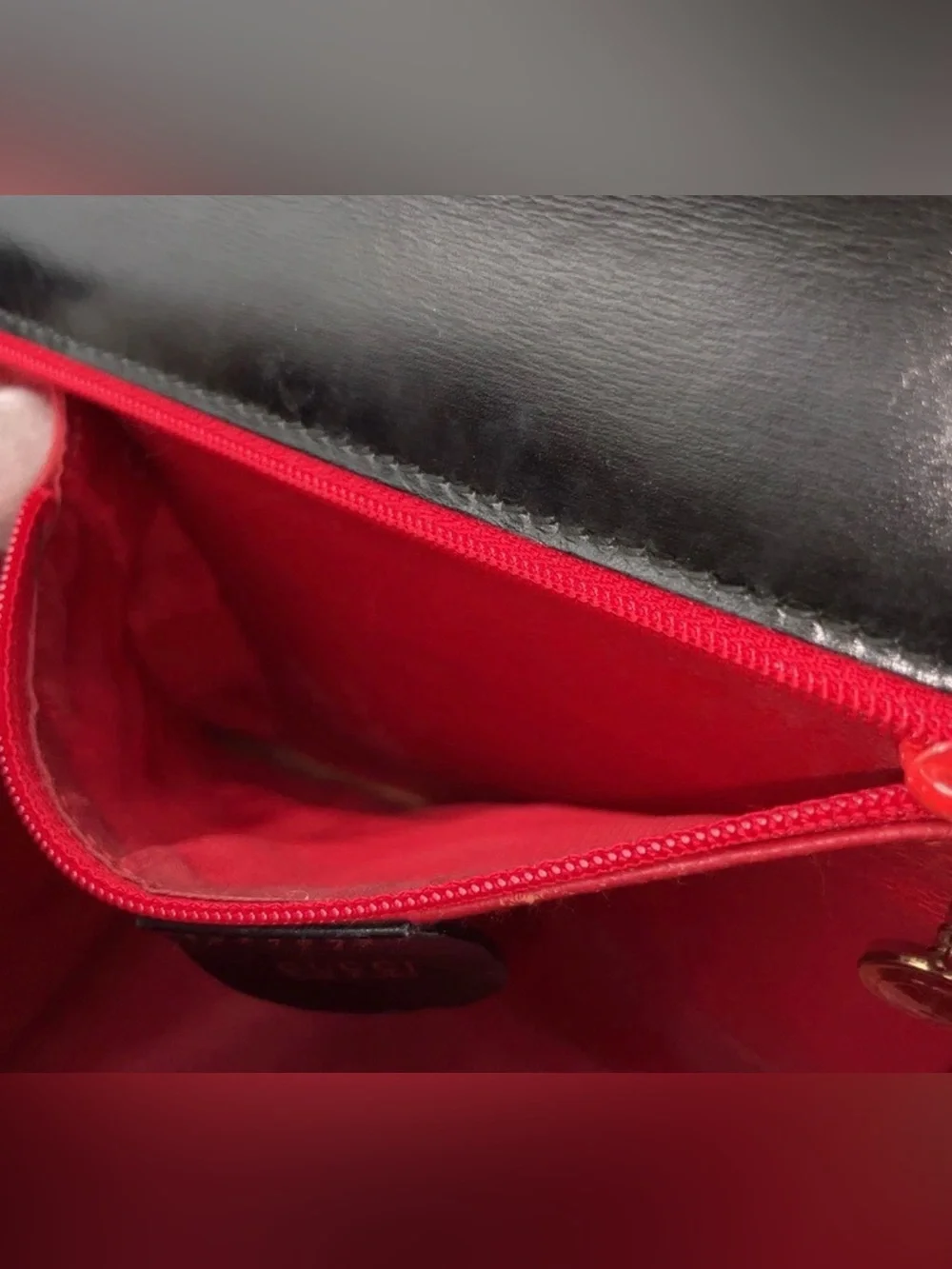 Gucci Black Leather vintage Top-Handle Bag with Gold & keys Authentic! Adorbs 🥰